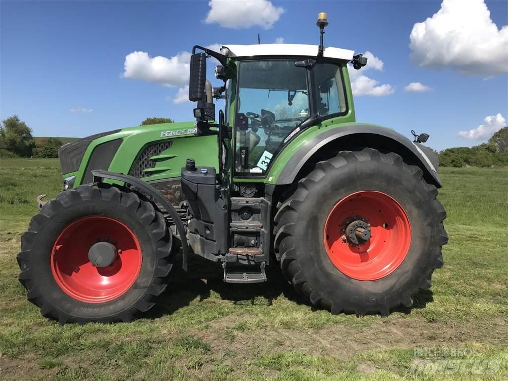 Fendt 828 Vario Трактори