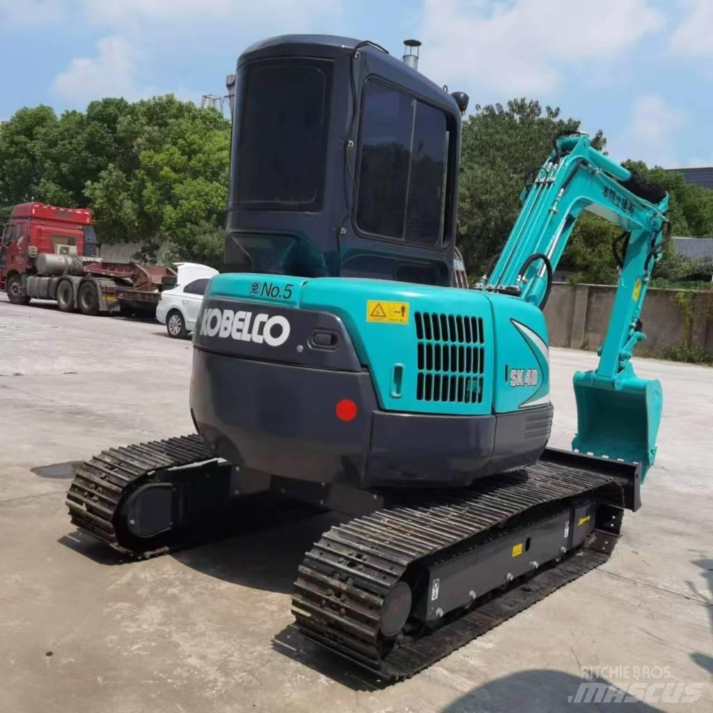 Kobelco SK 40 Мини екскаватори < 7 т