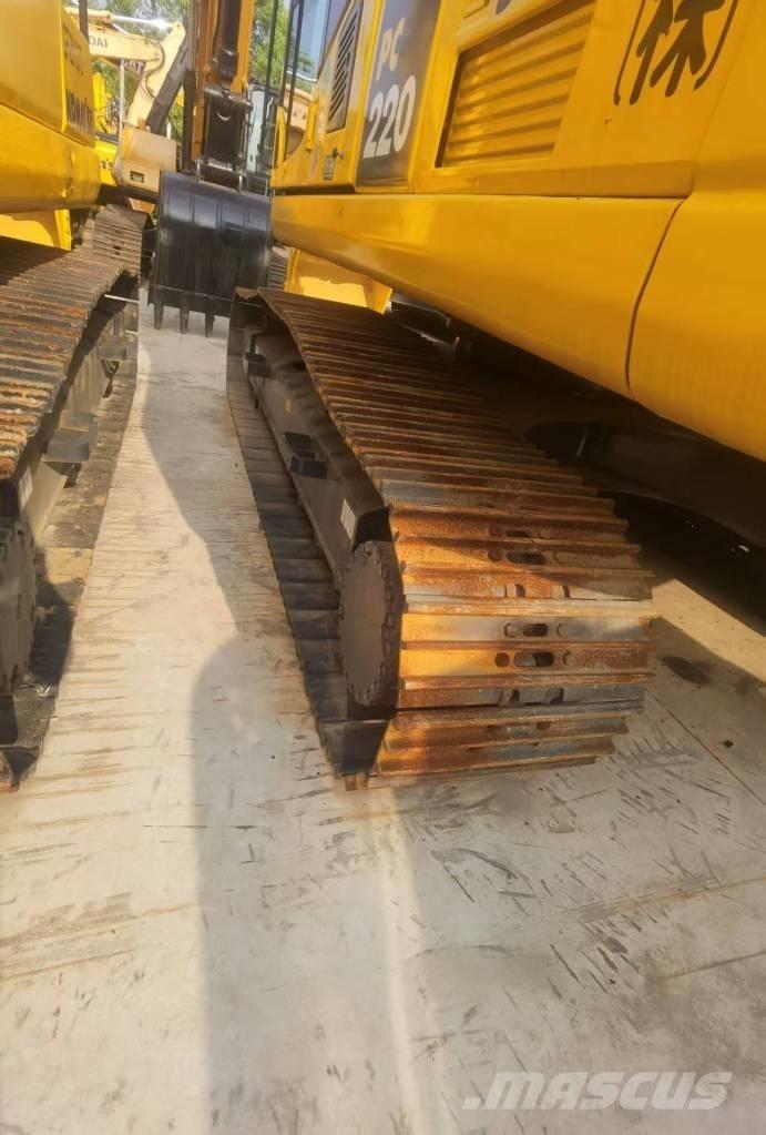 Komatsu PC 220-8 Верижен екскаватор
