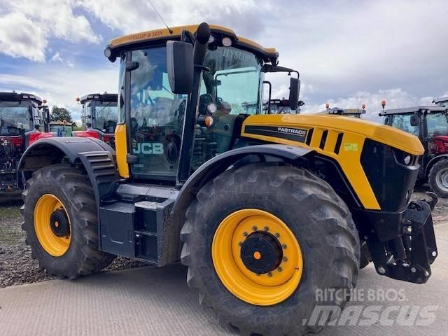 JCB 4220 Tractor Трактори