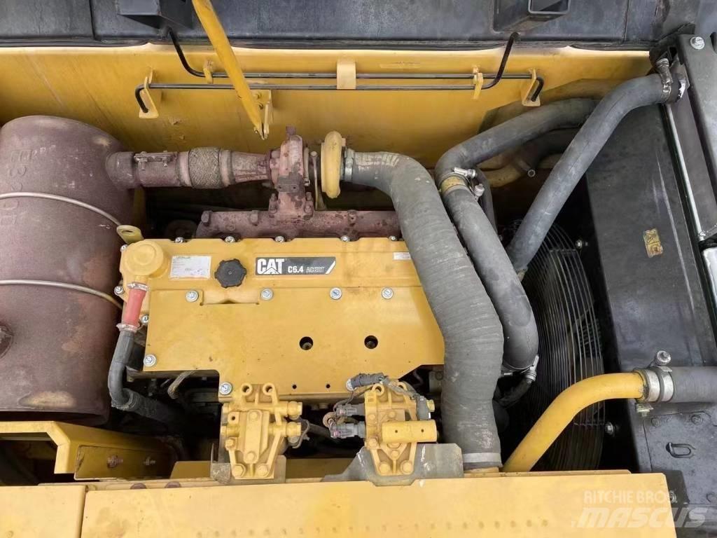 CAT 323 D L Верижен екскаватор