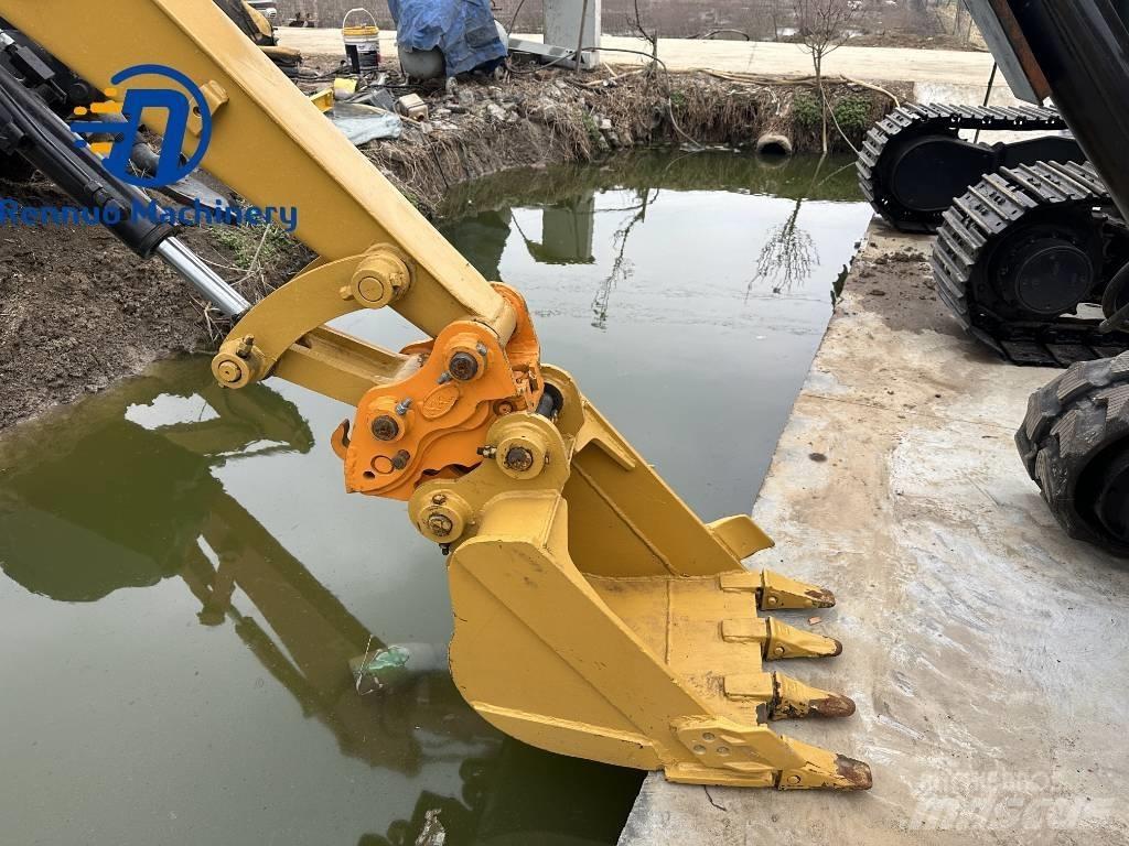 CAT 303 CR Мини екскаватори < 7 т