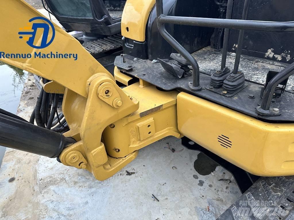 CAT 303 CR Мини екскаватори < 7 т