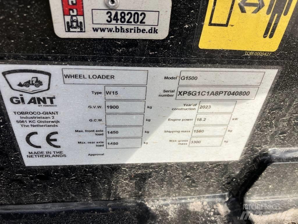 GiANT G 1500 Многофункционални товарачи