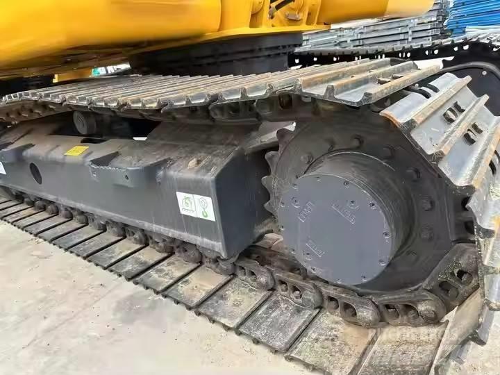 Komatsu PC130 Верижен екскаватор