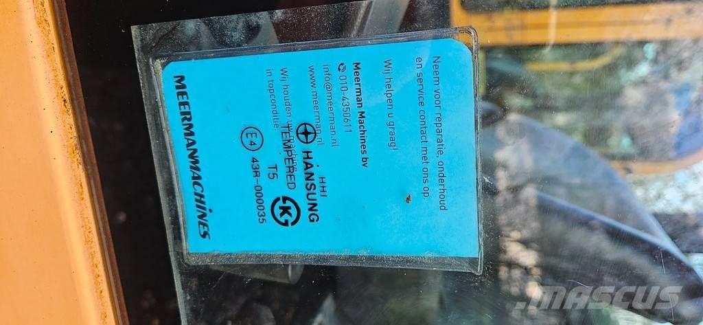 Hyundai R16-9 Мини екскаватори < 7 т