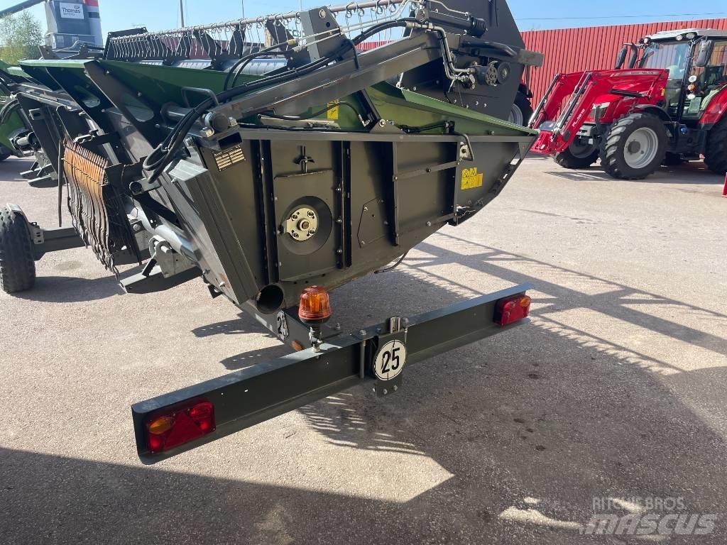 Fendt 6335 C Комбайни
