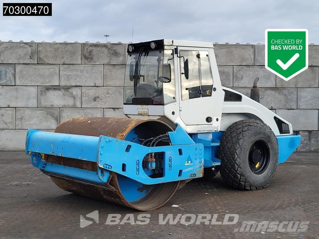Bomag BW213 D-4 Еднобарабанни ролки
