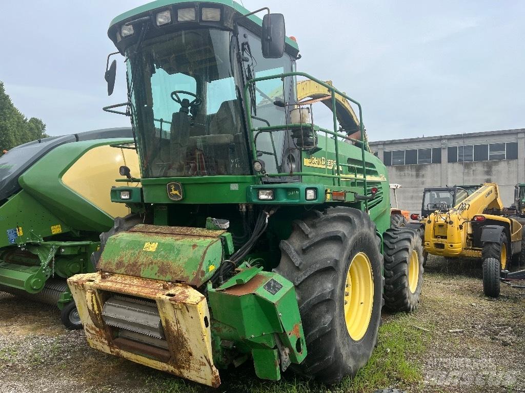 John Deere 7700 Самоходни фуражири