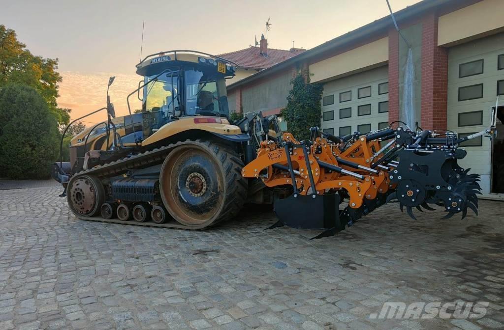 Challenger MT 875 E Трактори
