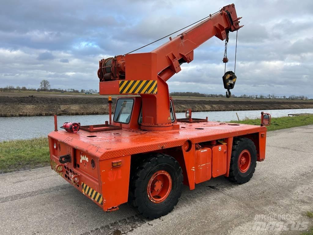 Grove AP 308 Всъдеходни кранове