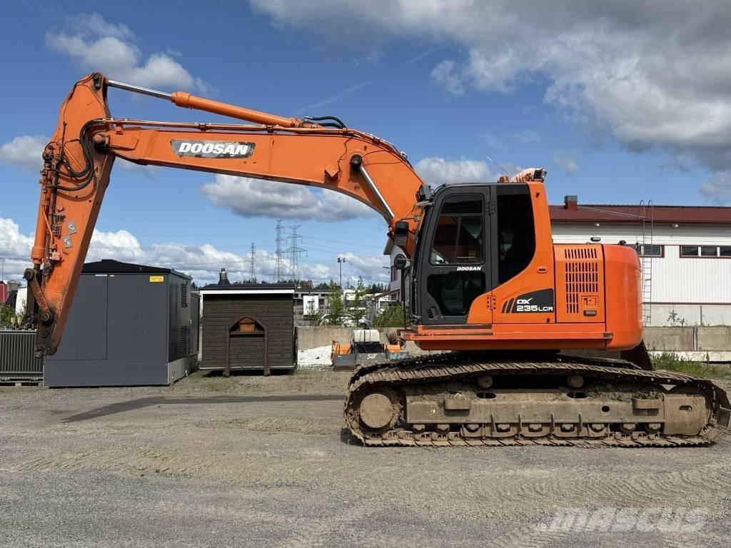 Doosan DX 235 LC Верижен екскаватор