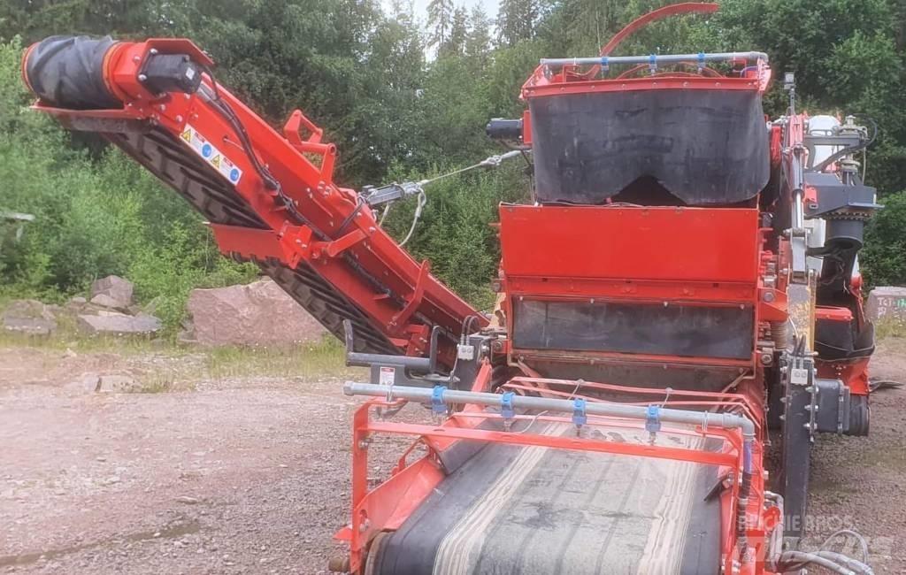 Sandvik QH 332 Мобилни трошачки

