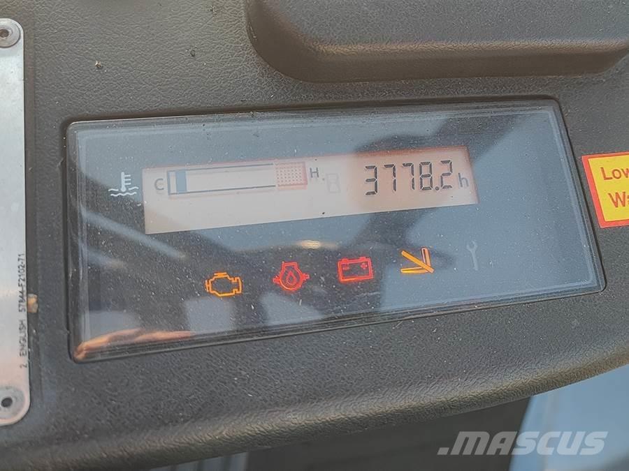Toyota 02-8FGF25 Камиони с АГУ