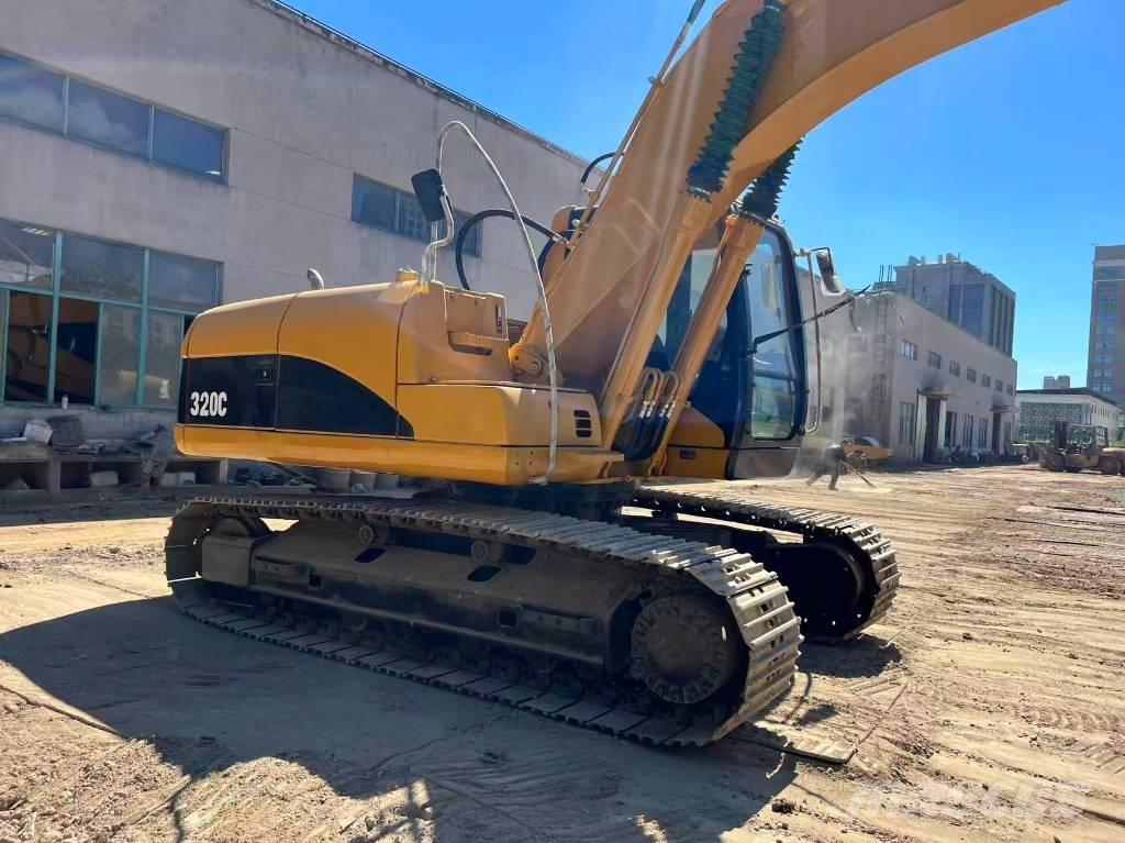 CAT 320 C L Верижен екскаватор