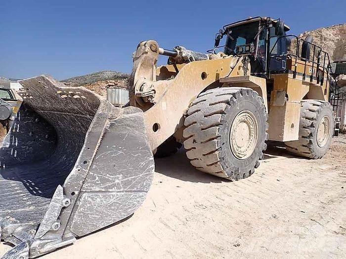 CAT 988K Колесни товарачи