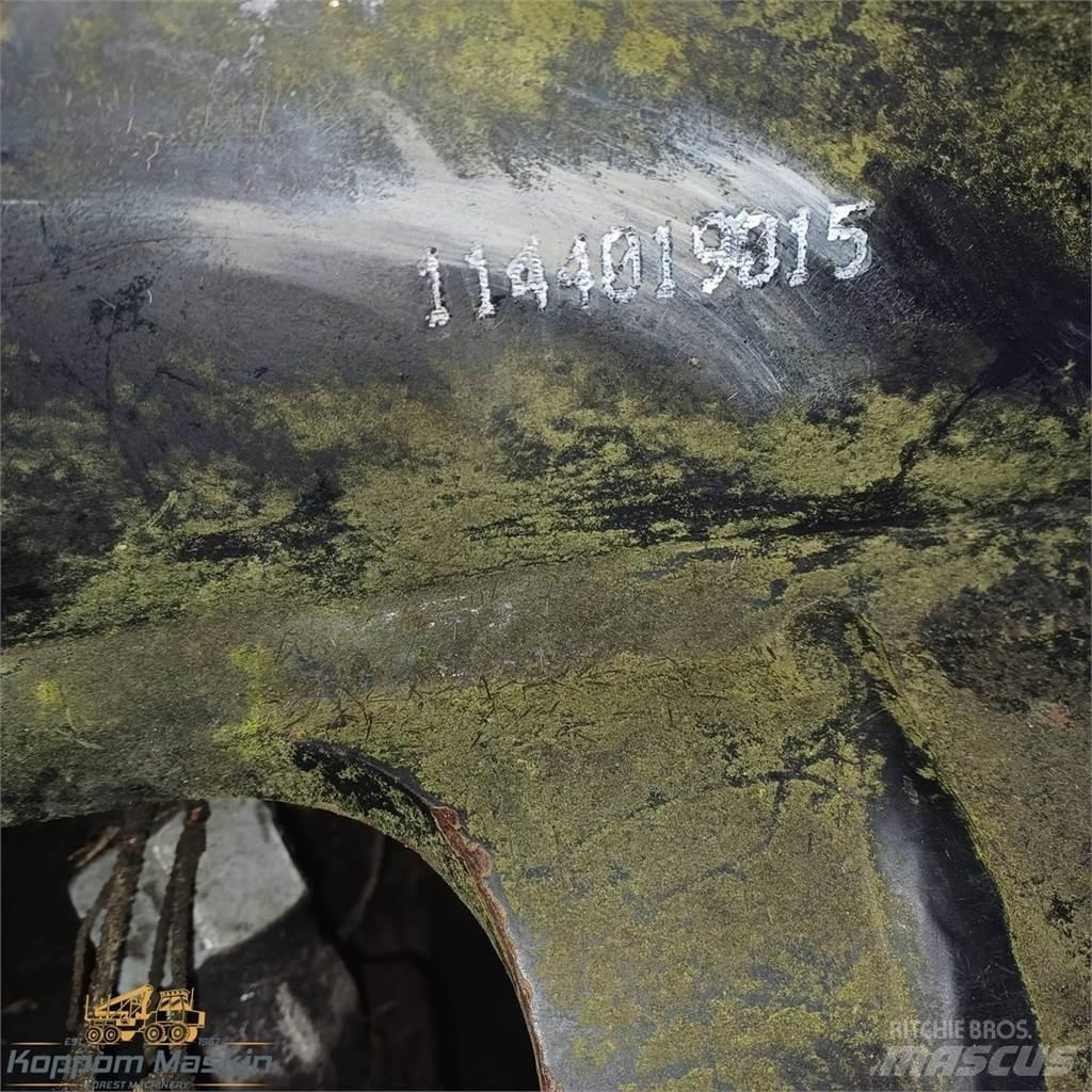 Komatsu C144 Глави за харвестери