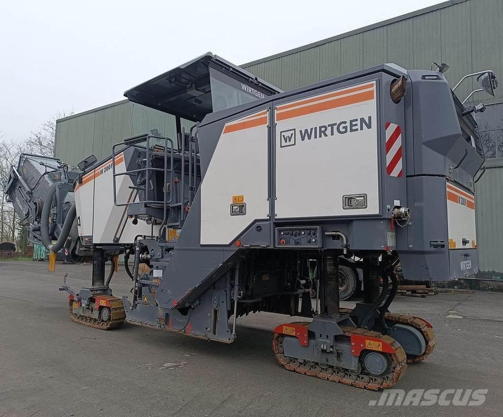 Wirtgen W200Fi Машини за бетонов камък
