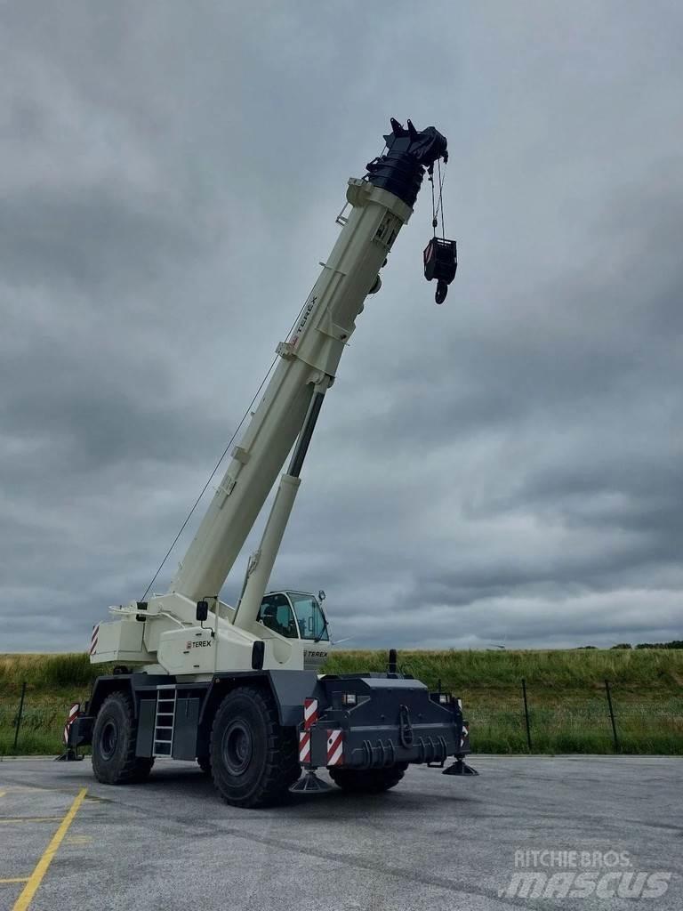 Terex RT100 Кранове за тежък терен