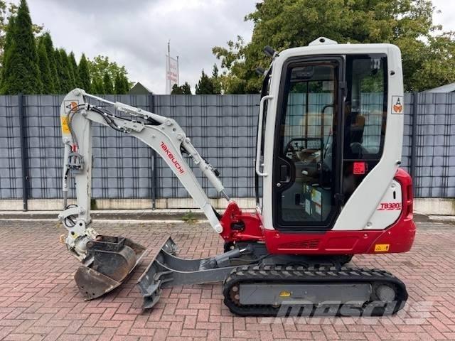 Takeuchi TB 320 Мини екскаватори < 7 т
