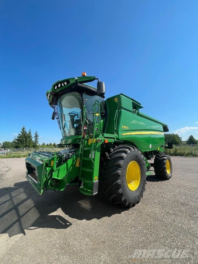 John Deere T 560 i Комбайни