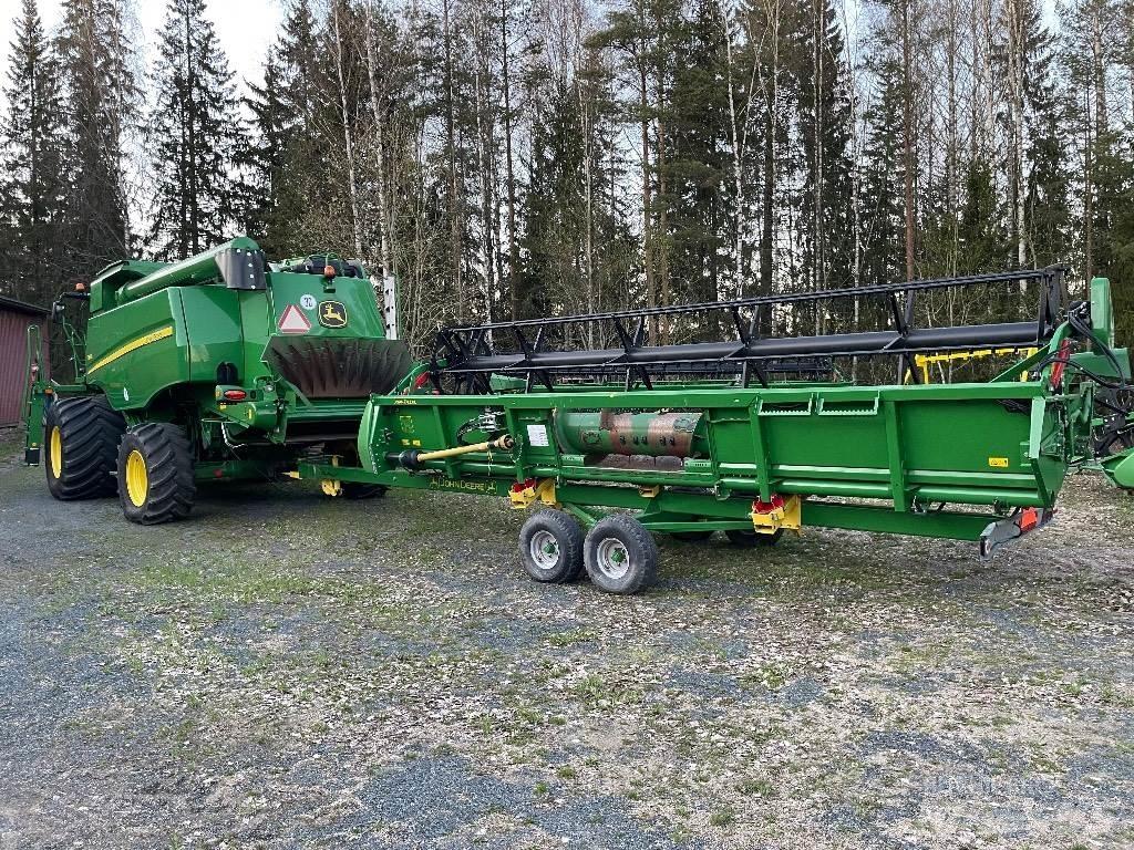 John Deere T 560 i Комбайни