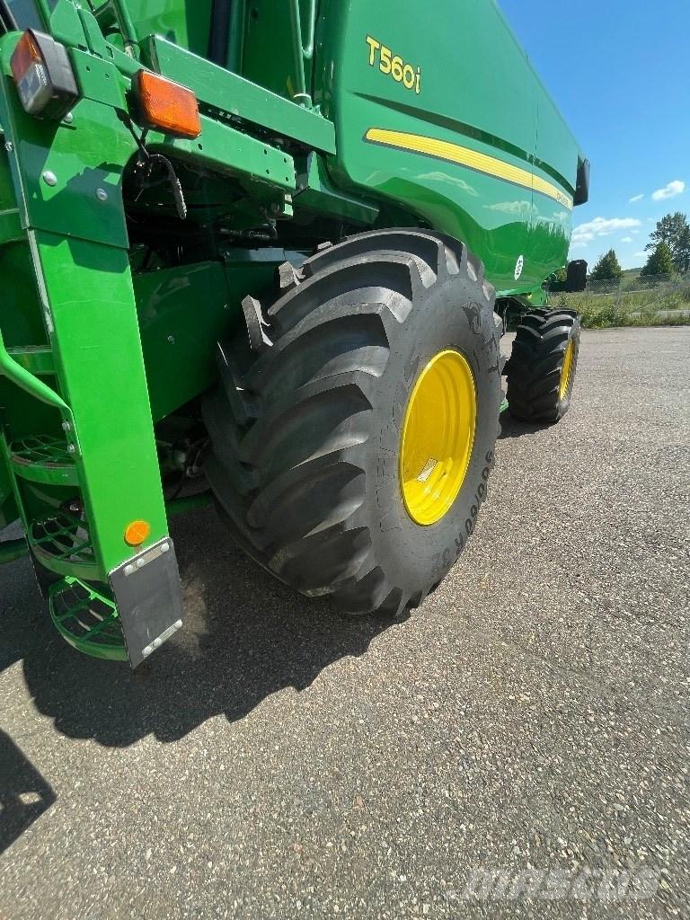 John Deere T 560 i Комбайни