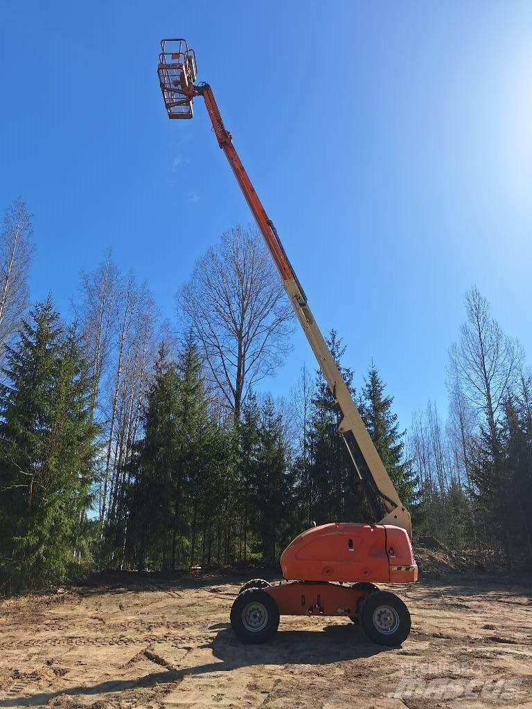 JLG 460 SJ Съчленени стрелови подемници