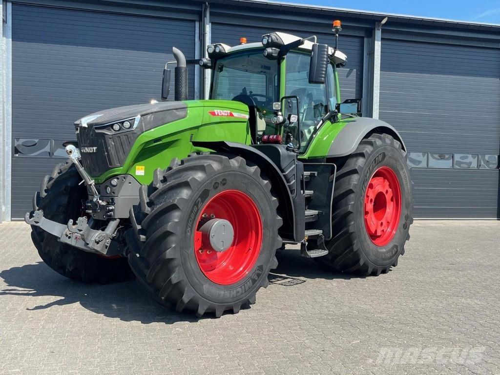 Fendt 1050 VARIO Трактори