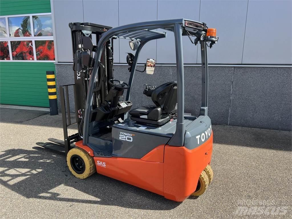 Toyota 8FBE20T Електрически вилични кари-повдигачи