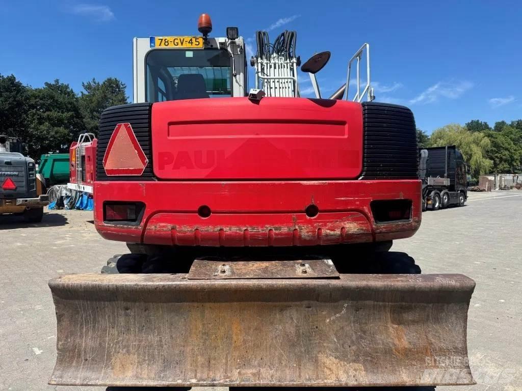 Takeuchi TB1160W Колесни екскаватори