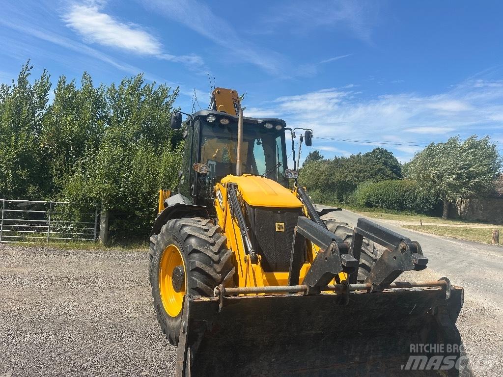 JCB 4 CX SM Товарач със заден ексватор