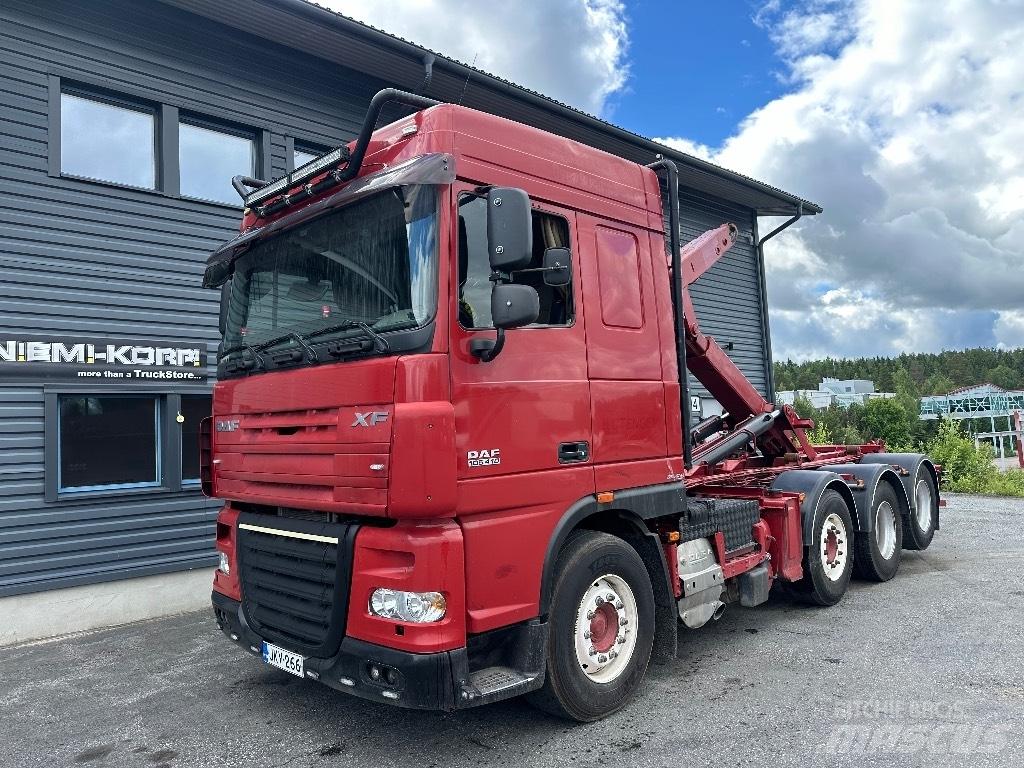 DAF XF105.410 8x2 Камиони с кран с кука