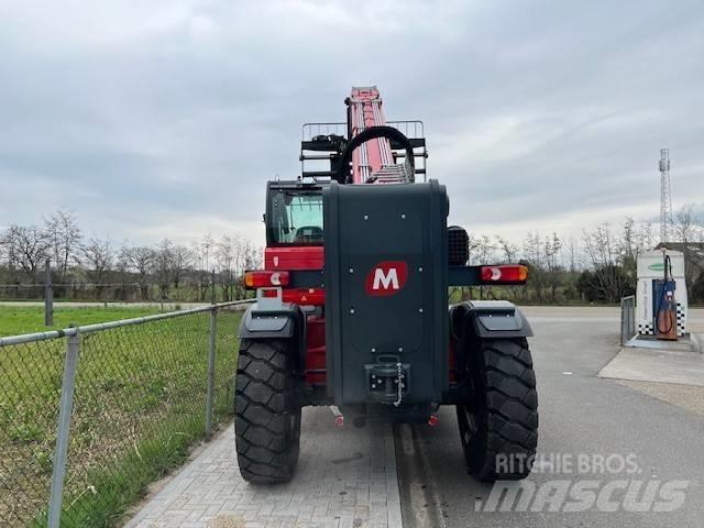 Magni HTH 16.10 Телескопични товарачи