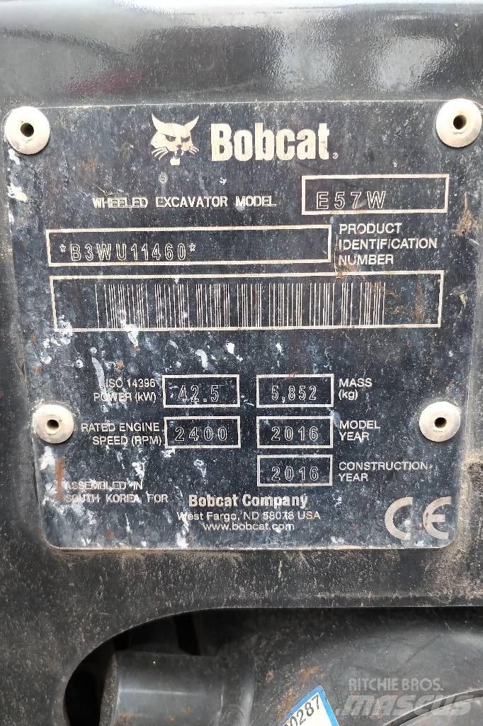 Bobcat W57 Колесни екскаватори