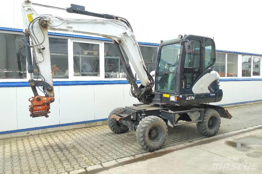 Bobcat W57 Колесни екскаватори