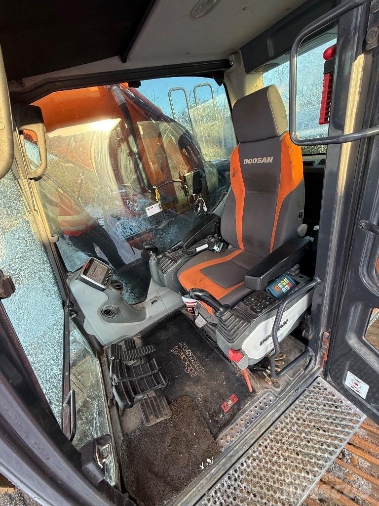 Doosan DX 300 lc 5 Верижен екскаватор