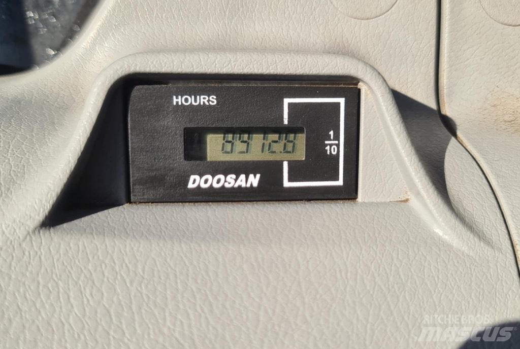 Doosan DX 300 lc 5 Верижен екскаватор