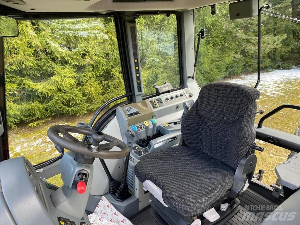 Valtra T 160 Трактори