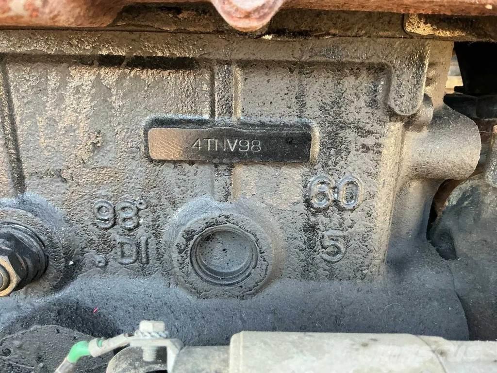 Takeuchi TB175 Мини екскаватори < 7 т
