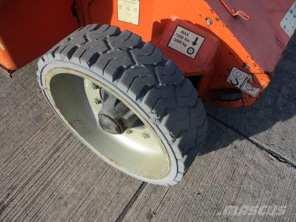 JLG E 400 AJPN (022) Съчленени стрелови подемници