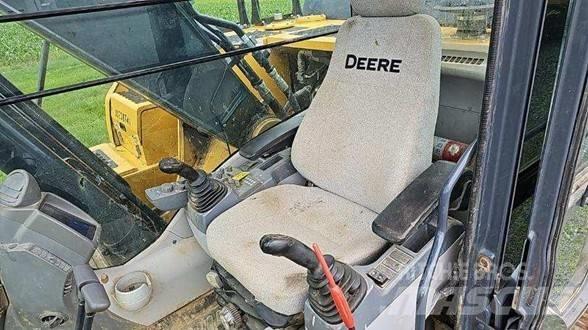 John Deere 210G LC Верижен екскаватор