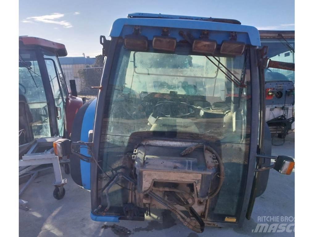 Landini Legend 115 Кабина