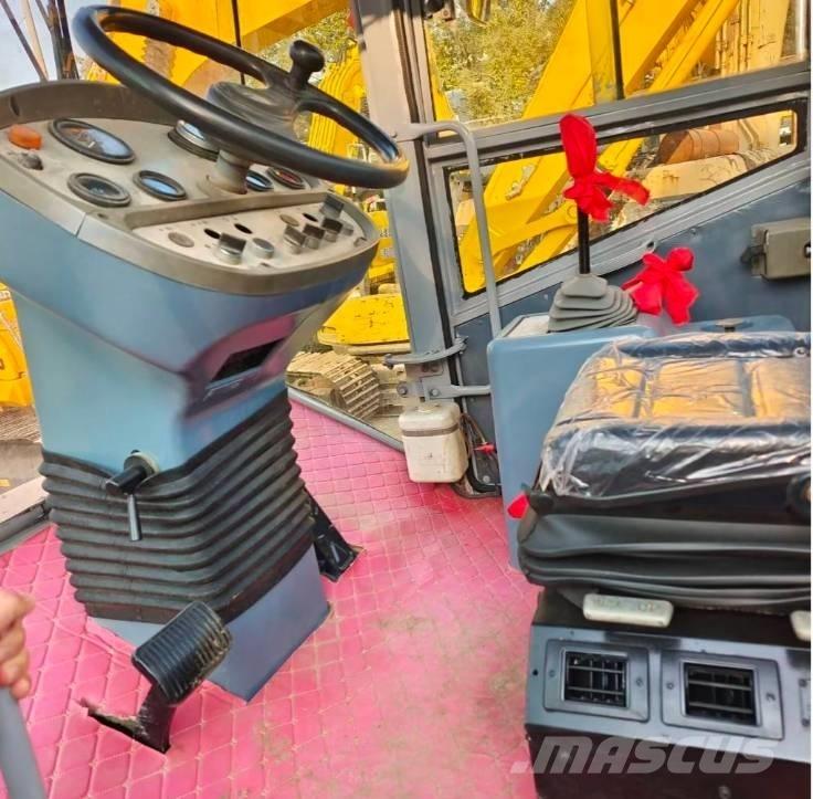 XCMG XS 142 J Уплътнители за почва
