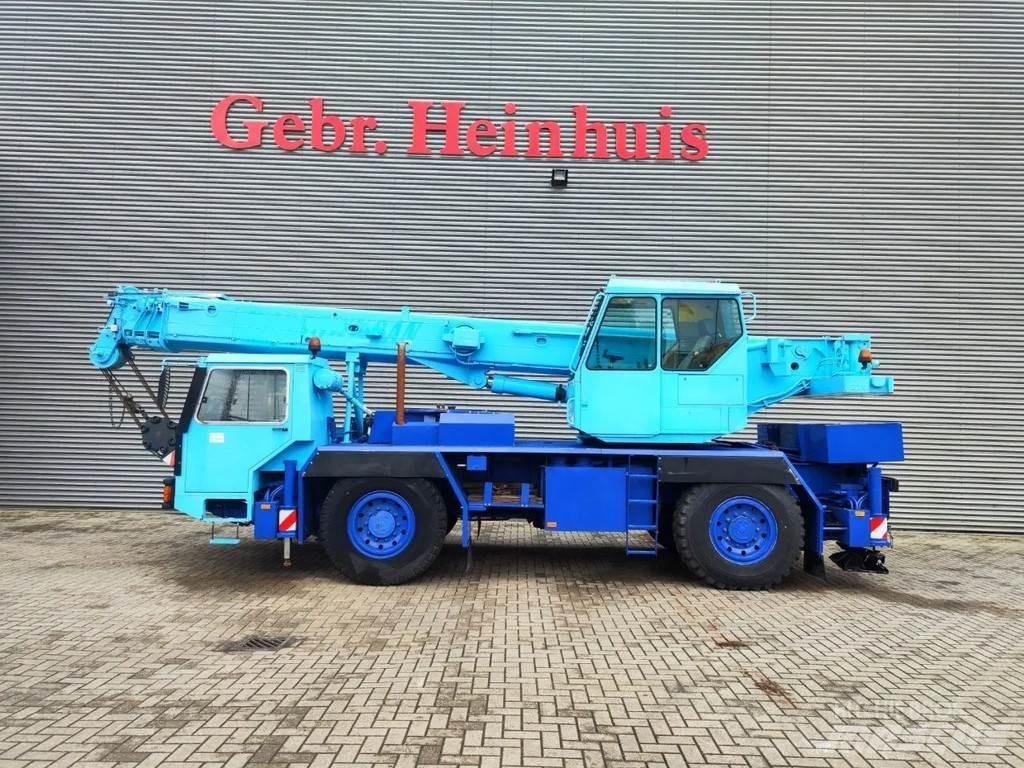Liebherr LTM 1025 Всъдеходни кранове