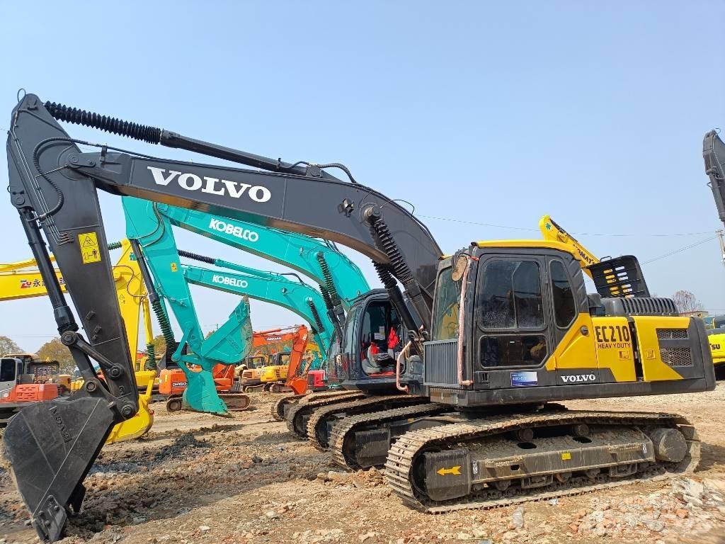 Volvo EC 210 Средни екскаватори 7т - 12т