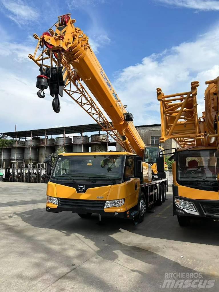XCMG XCT 25 Всъдеходни кранове