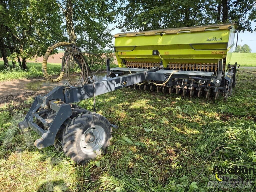 Junkkari M400 Plus Комбинирани редосеялки