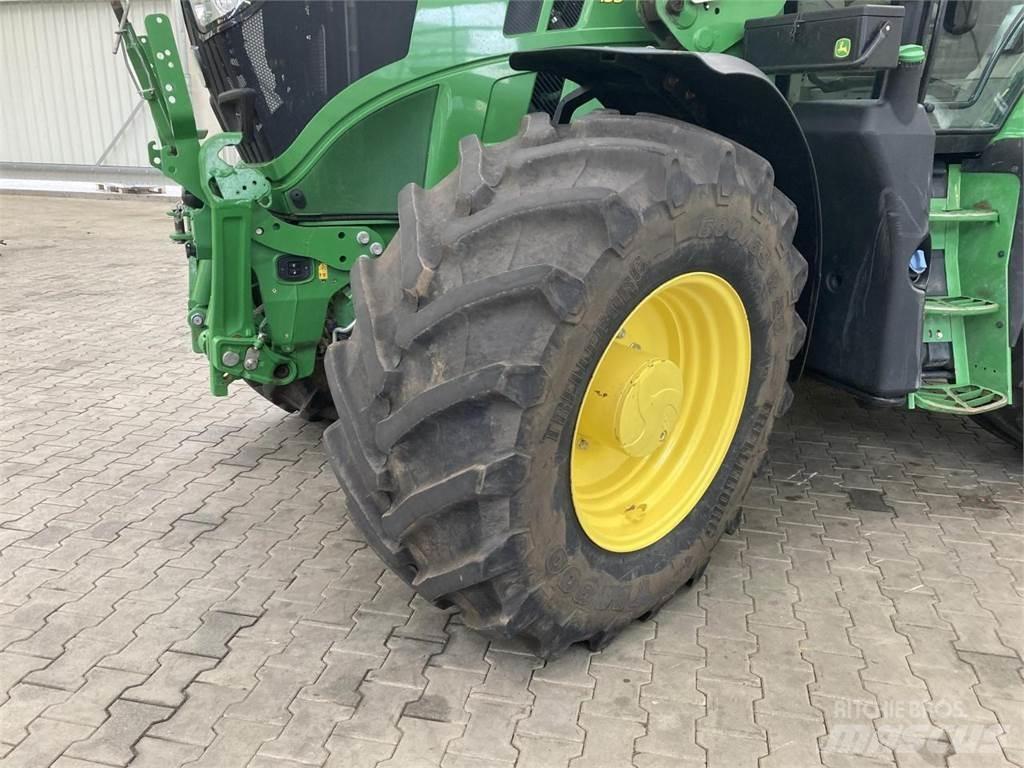 John Deere 6R 155 Трактори