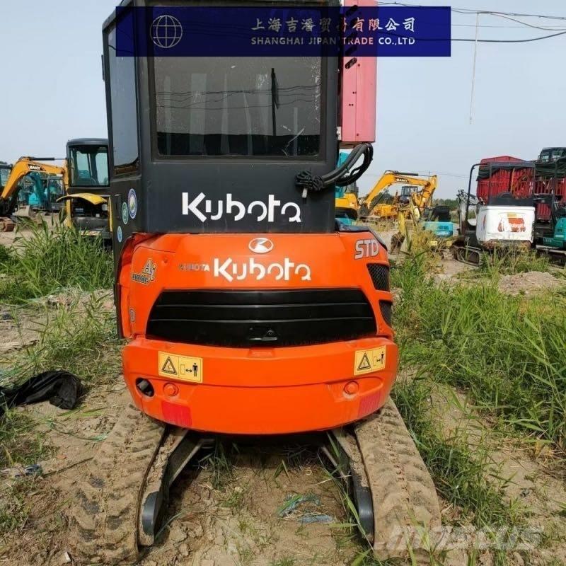 Kubota U 20 Верижен екскаватор